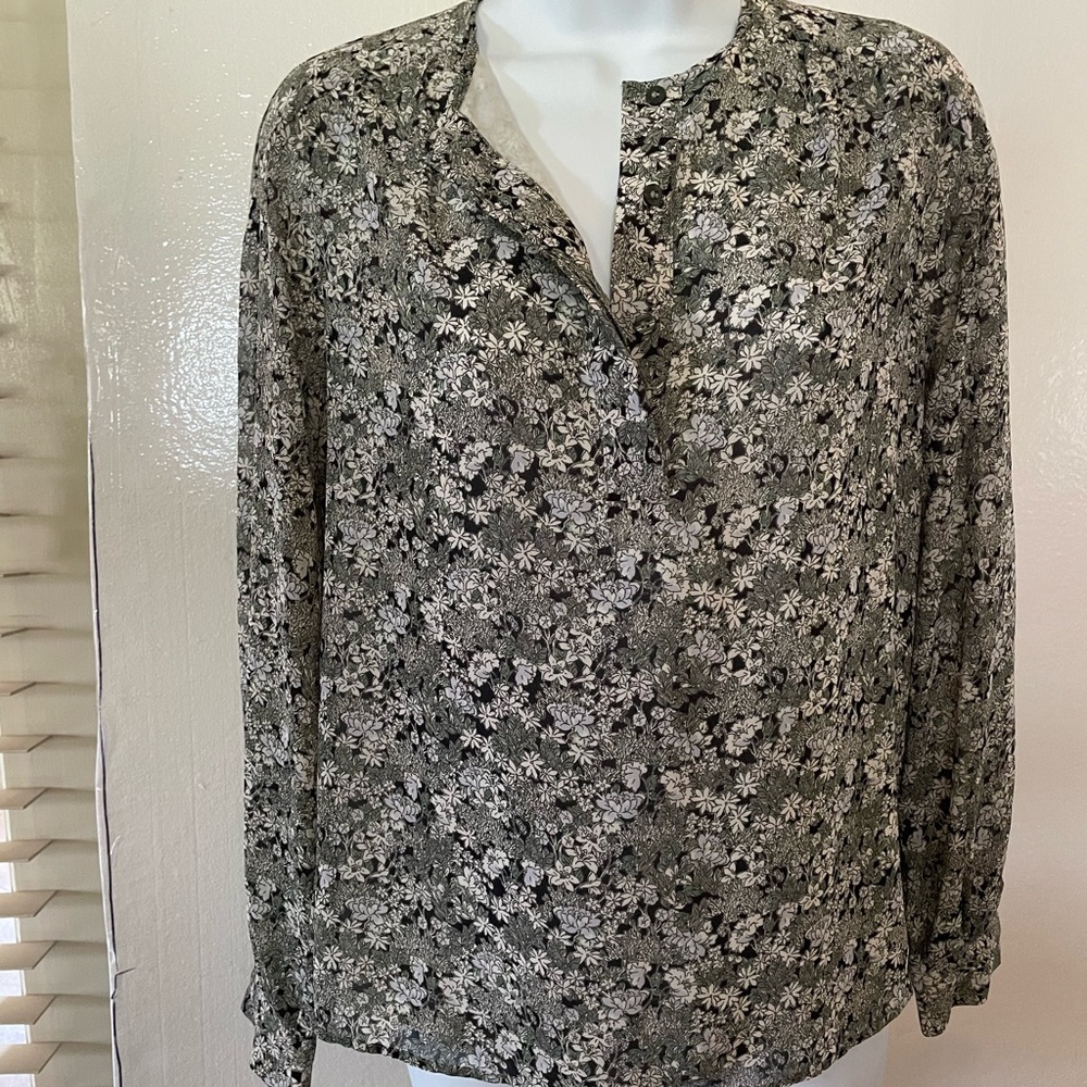 H&M Women's Blouse Lined Floral Print Size XS NEW